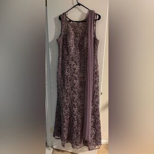 Sparkly, Classy Dress for any occasion.